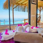 וילה Luxury Honeymoon *