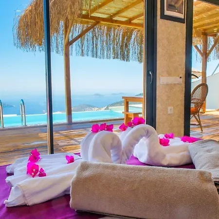 Willa Luxury Honeymoon *