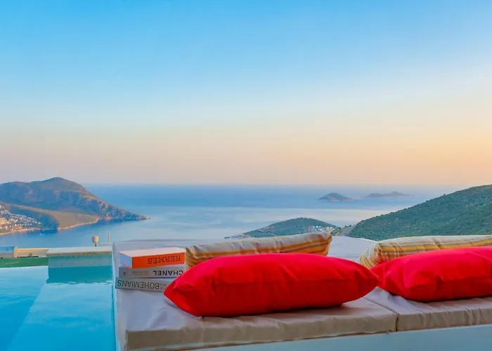 Luxury Honeymoon Villa